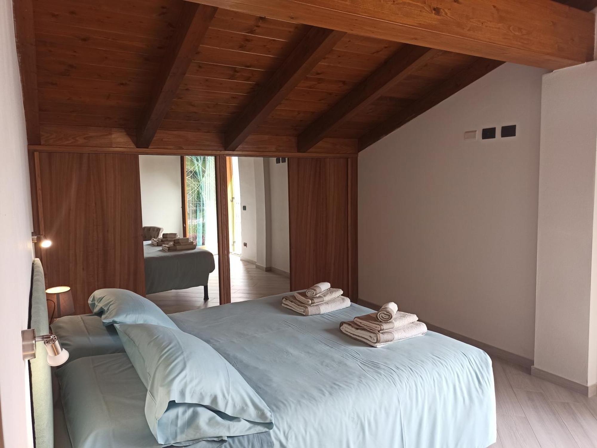 Larius Apartment - Como Lake View マンデッロ・デル・ラーリオ エクステリア 写真