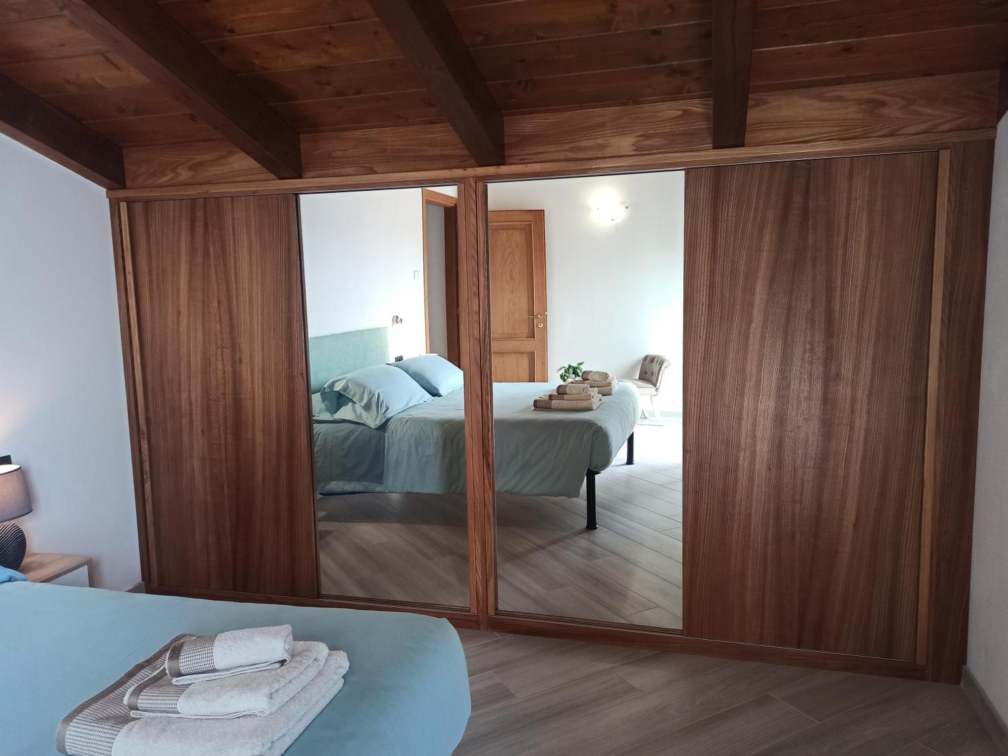 Larius Apartment - Como Lake View マンデッロ・デル・ラーリオ エクステリア 写真